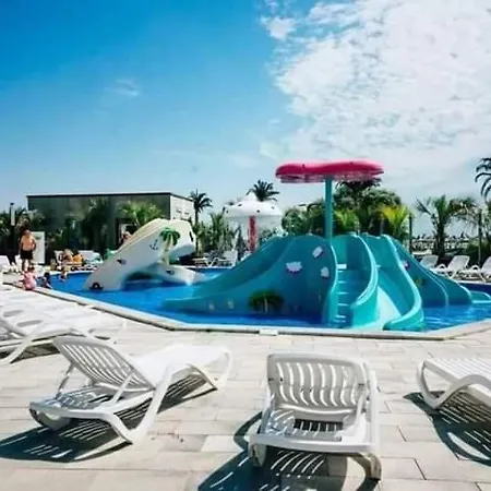 Apartment Front - Pool &