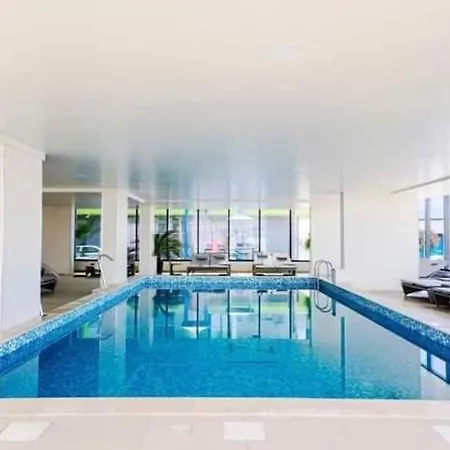 Apartment Front - Pool & *