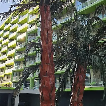 Apartment Front - Pool & *