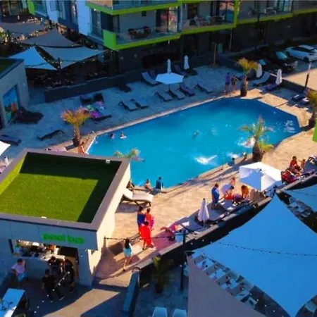 Front - Pool & Apartment